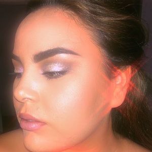 Meet your Posher, Monica